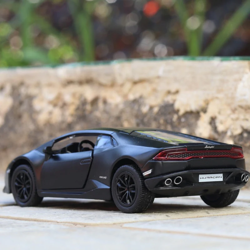 Lamborghini Huracan Miniature 1:36 - Image 9