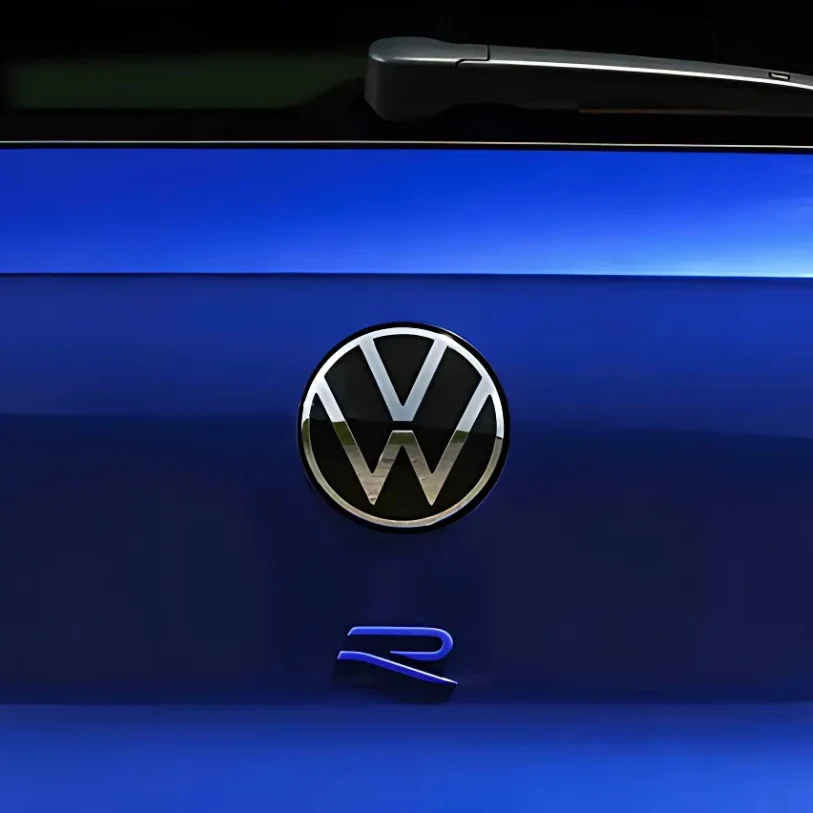 Logo R New Golf 8 - Image 4